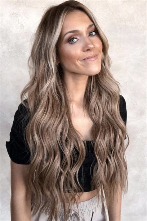 Trendy Mushroom Blonde Hair Color Ideas To Spice Up Your Style