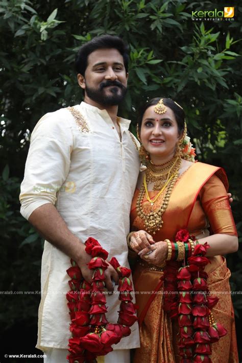 Bhama Marriage Photos And Celebs At Bhama Wedding Photos