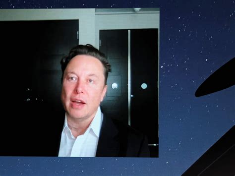 Seeing stars? Musk says SpaceX ready to spend $30B on Starlink | Internet News | Al Jazeera