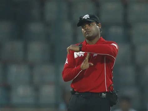 Nitin Menon umpire : Umpire Nitin Menon withdraws from IPL 2021 after ...