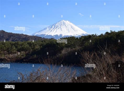 Mt. Fuji with snow cap Stock Photo - Alamy