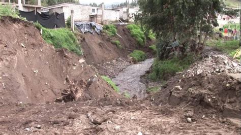 En Pujilí 40 personas corren el riesgo de perder su casa por los deslaves