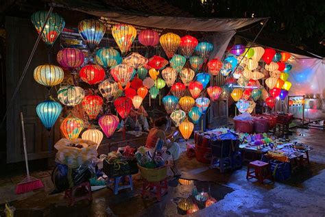 Hoi An Night Market A Thing To Do In Hoi An At Night