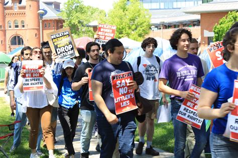 Wesleyan Under Fire For Hiring Union Busting Firm Amid Student Union