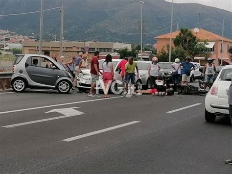 Incidente Stradale Sull Aurelia Tra Ceriale E Albenga Scontro Tra Un