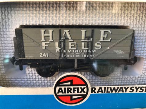 54383 9 7 PLANK WAGON HALE FUELS Jwmodelrailways