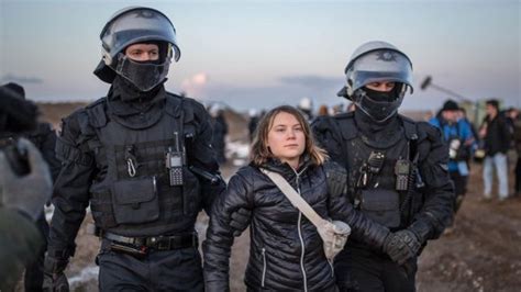 Polícia alemã nega que prisão de Greta Thunberg tenha sido armada BBC