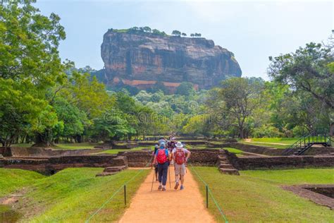 Sigiriya Sri Lanka De Febrero De Jardines De La Sigiriya R