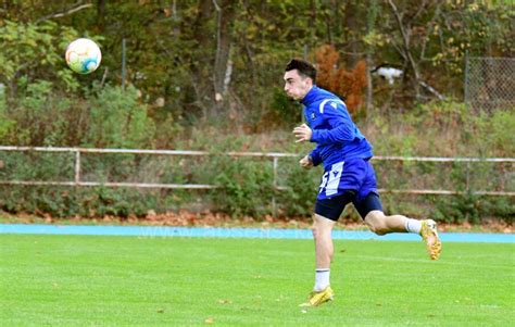 Ksc Spieler Wei Breithaupt Nebel Marino Und Oshaughnessy Bei Ihren