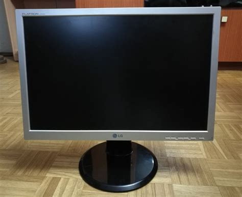 Monitor LG FLATRON L222WS-LN 22