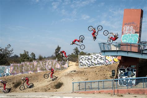 Fabio Wibmer Urban Freeride Lives Urbaner Mtb Wahnsinn In Valparaiso