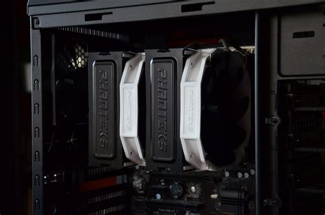 Phanteks PH TC14PE Zwart Foritain Product Reviews Tweakers