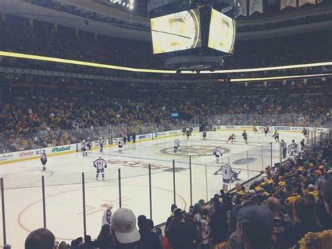 Boston: Boston Bruins Ice Hockey Game Ticket at TD Garden