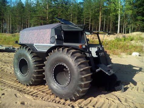 This Russian Designed Amphibious Truck With Self Inflating Tires Looks