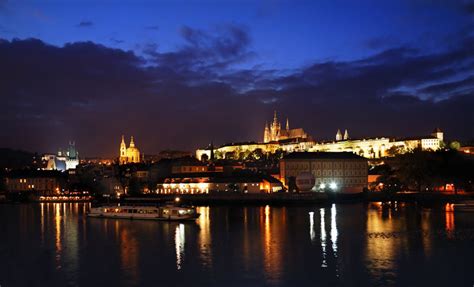 Prague Dinner on the River Cruise