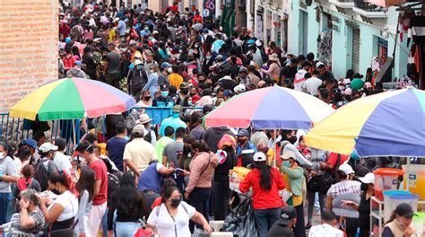 Ecuador Alcanza Los 18 Millones De Habitantes De Su Población Total