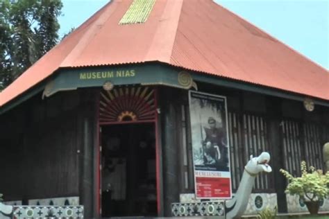 Museum Pusaka Nias Di Sumut Sejarah Koleksi Dan Pendiri