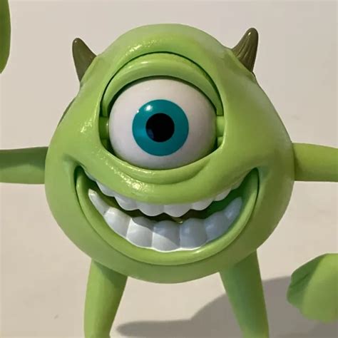 FIGURINE ARTICULÉE DISNEY Pixar Monsters Inc Mike Wazowski McDonald s