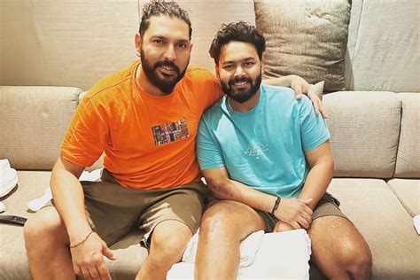 When Champions Met Cancer Survivor Yuvraj Singh Meets Crash Survivor