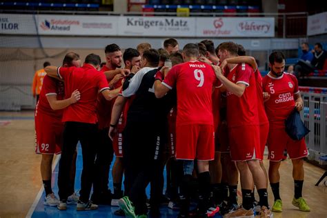 Echipa De Handbal Se Deplaseaz La T Rgu Jiu Csm Oradea