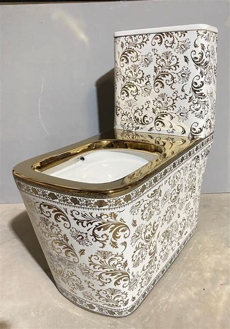 Eros Gold One Piece Sanitary Ware For Bathroom Fitting Flushing