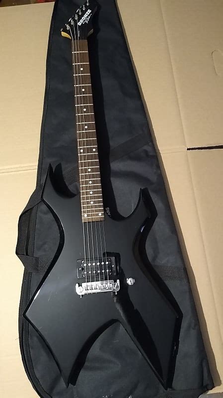 B C Rich Warlock Black Reverb