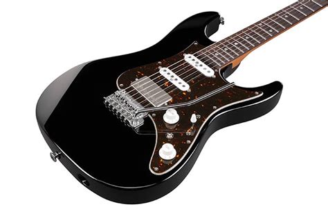 Guitarra Ibanez Eléctrica AZ2204N BK Lista IMSA