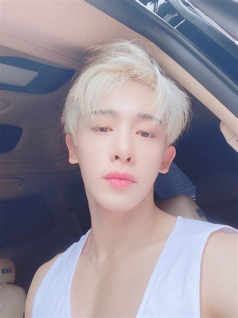 몬스타엑스monsta X On Twitter Monsta X Wonho Monsta X Hoseok