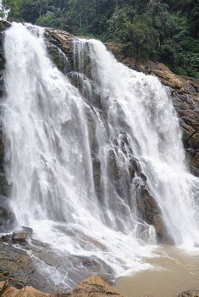 Meenmutty Waterfalls- Wayanad - Trip2kerala