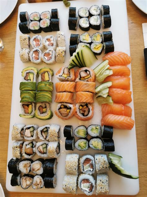 [Homemade] Sushi platter : r/food