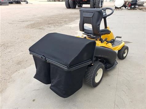 2018 Cub Cadet Cc30h Riding Lawn Mower Bigiron Auctions