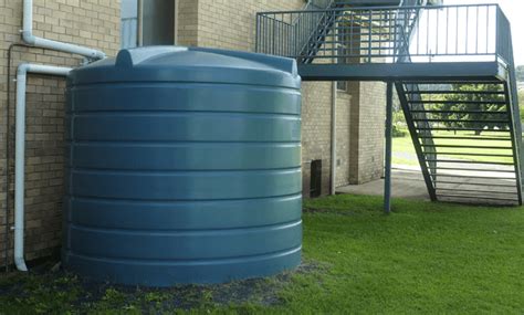 buying plastic rainwater tanks water tanks