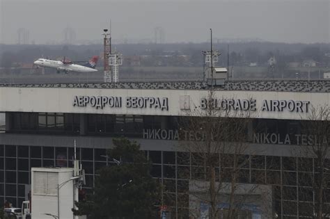 Radnici beogradskog aerodroma najavili štrajk Ako ne postignu dogovor