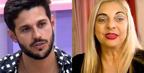 Após reality show mãe de Rodrigo Mussi cobra R 50 mil do ex BBB Veja