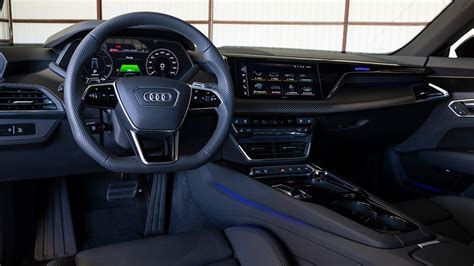 2024 Audi e-tron GT: Choosing the Right Trim - Autotrader