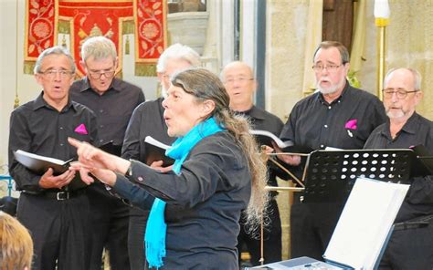 Chant Choral Un Public Dense à Léglise Le Télégramme