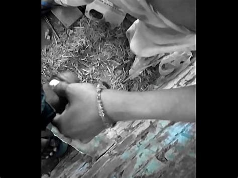 Desi mucama disfruta con el dueño de la casa XVIDEOS