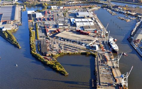 Hamburg Von Oben Hafenanlagen Am Ufer Des Hafenbeckens Kleiner