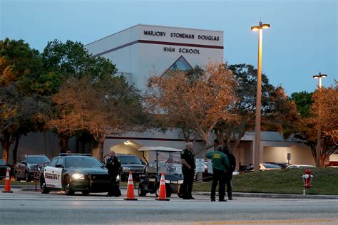 Arrestan A Estudiante Por Amenazas De Tiroteo En La Misma Escuela Donde