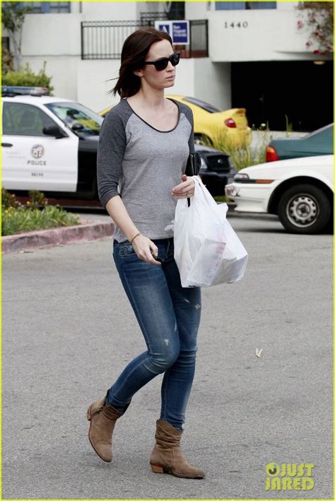 Emily Blunt Casual Style Celebrity Fashion Inspiration Pinterest