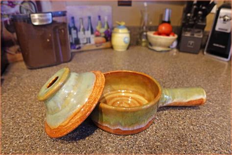 How To Choose Pottery Glaze A Beginner Glaze Guide