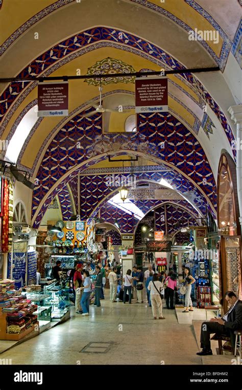 Grand Bazaar Kapali Carsi Kapalıcarsı Istanbul Turkey Stock Photo Alamy