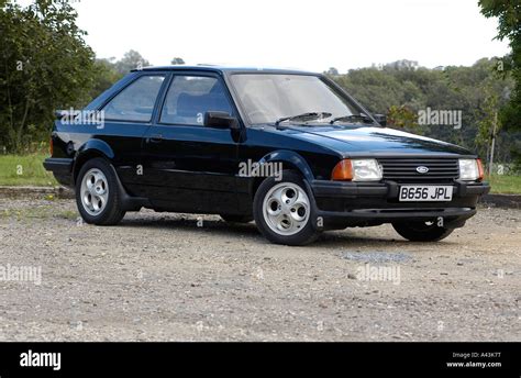 Ford Escort Xr I Details Of Videos And Images