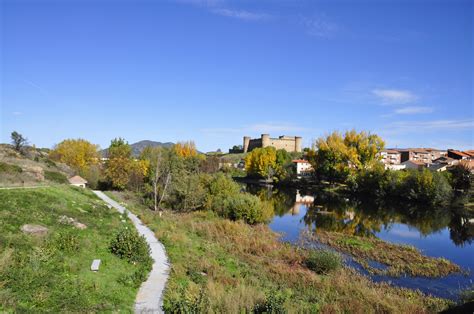 Fotos gratis paisaje árbol lago río panorama castillo depósito