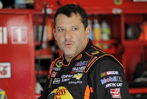 Nascars Tony Stewart To Sit Out Upcoming Michigan Race Reuters