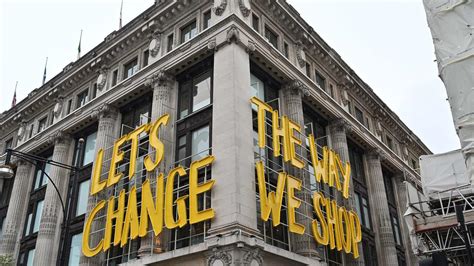 Eigent Mer Des Kadewe Kaufen Dazu Londoner Luxus Kaufhaus Selfridges