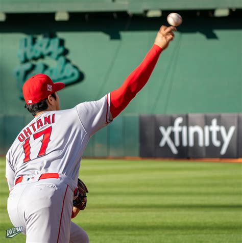 What Pros Wear The Greatest Sho On Earth Ohtani Takes The Hill What