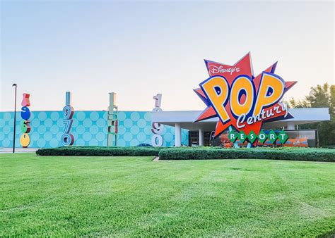 Disney S Pop Century Resort Review And Guide Flying Off The Bookshelf