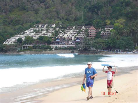 Surfing Nai Harn Beach Phuket- Nai Harn Beach Surf Guide