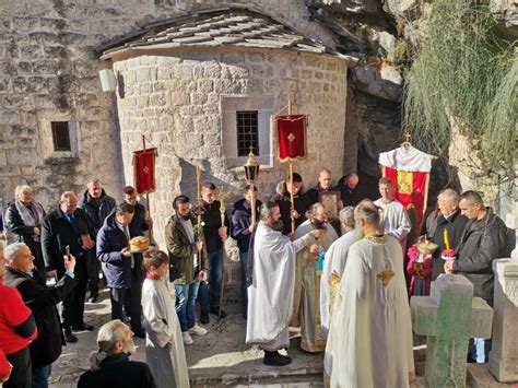 Manastir Zavala Proslavio Krsnu Slavu Vavedenje Presvete Bogorodice